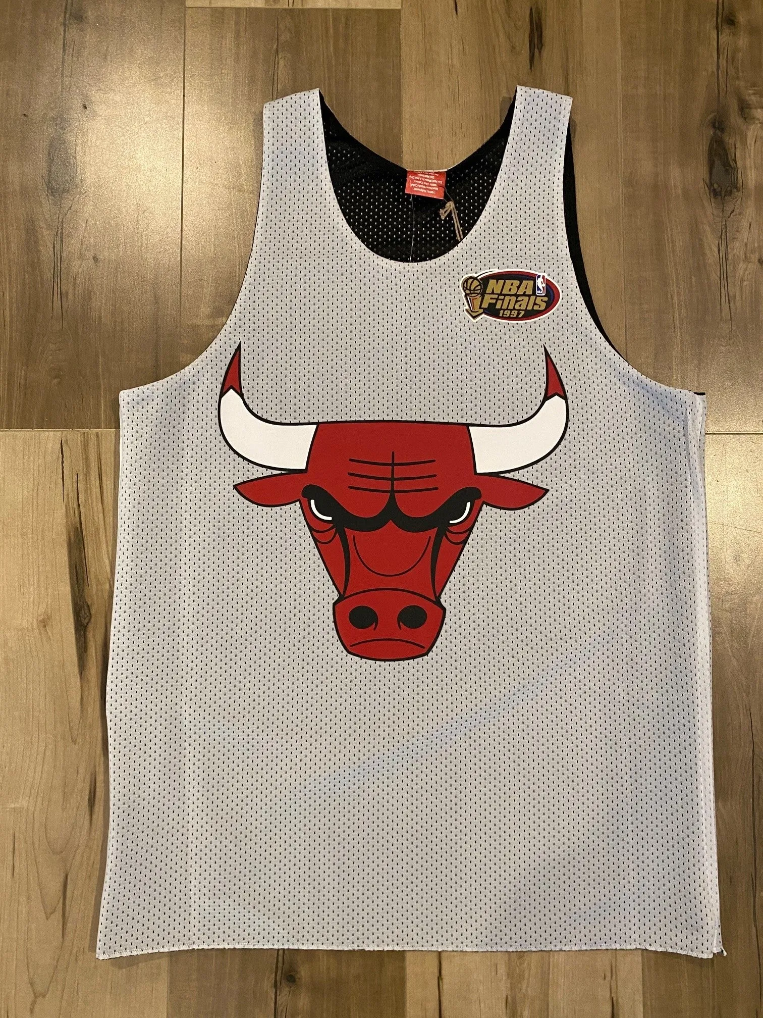 M&N REVERSIBLE TANK BULLS