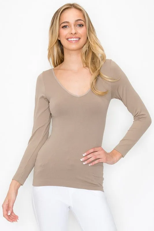 Seamless Reversible V-Neck Long Sleeve Top