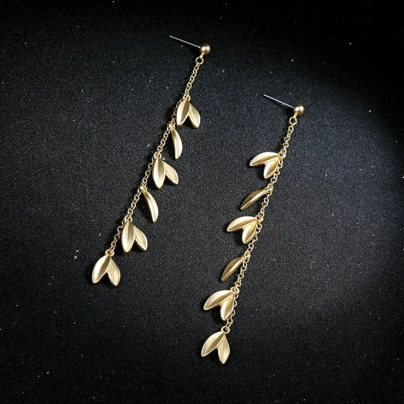 Stylish Long Leaf Tassel Dangle Drop Party Earring - 2 Colors