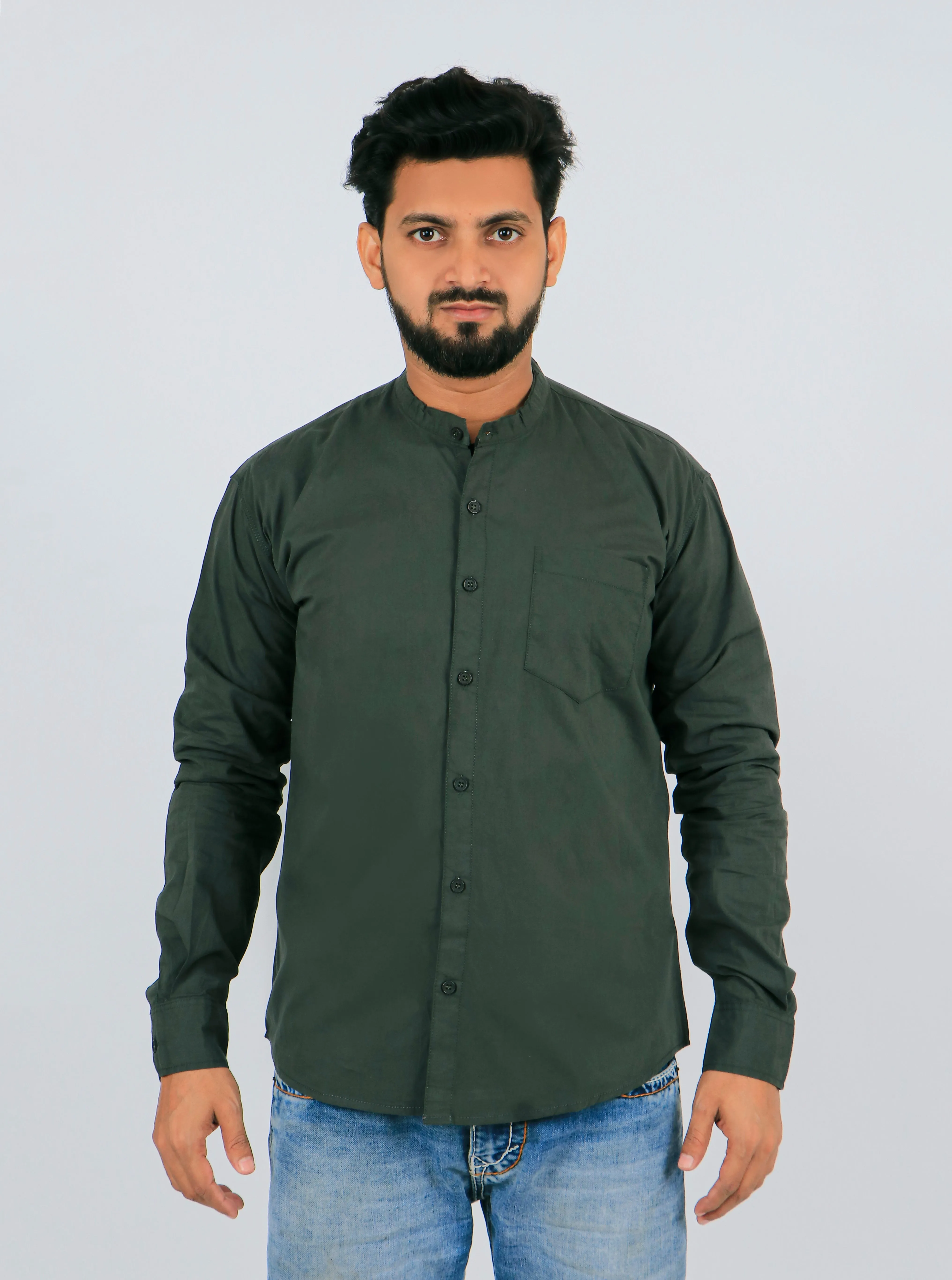 Stylish Men Green Regular Fit Solid Long Sleeves Formal Shirt