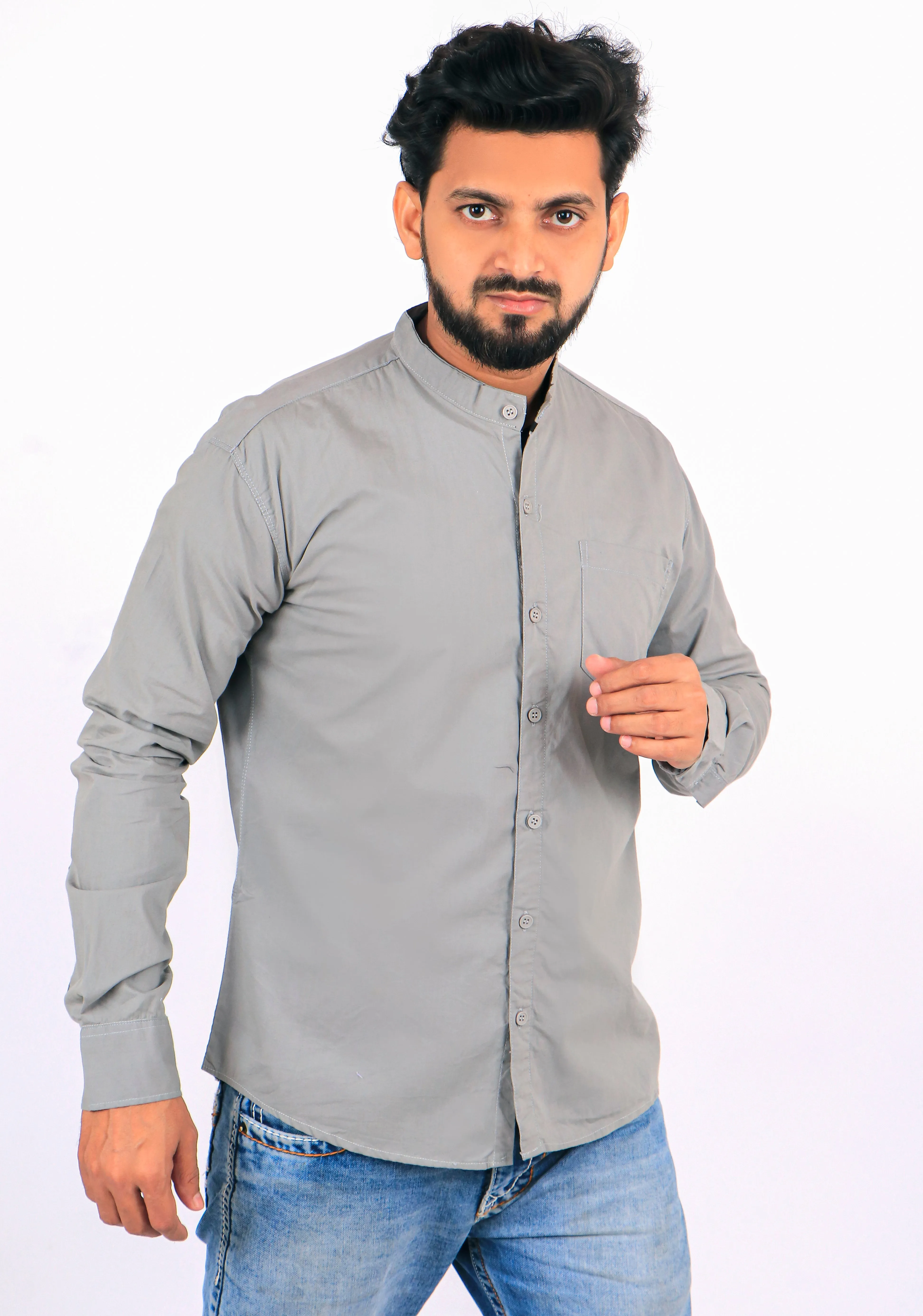 Stylish Men Light Grey Regular Fit Solid Long Sleeves Formal Shirt